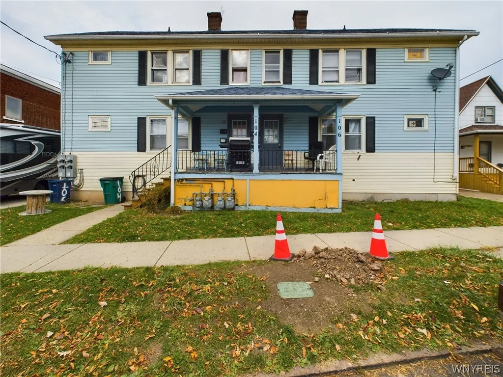106 Esser Avenue, Buffalo, New York 14207, Buffalo, New York 14207, 4 Bedrooms Bedrooms, ,2 BathroomsBathrooms,Residential,For Sale,106 Esser Avenue, Buffalo, New York 14207,0,B1665045