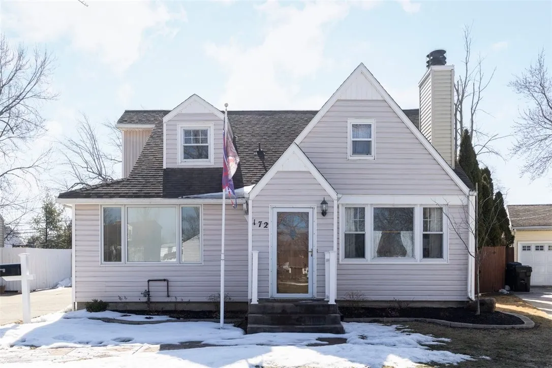 172 Calvin Court South, Tonawanda, New York 14150, Tonawanda, New York 14150, 3 Bedrooms Bedrooms, 8 Rooms Rooms,3 BathroomsBathrooms,Residential,For Sale,172 Calvin Court South, Tonawanda, New York 14150,0,R1665056