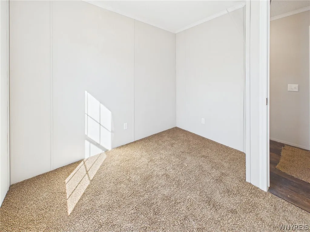 7898 Boston State Road 28, Hamburg, New York 14075, Hamburg, New York 14075, 2 Bedrooms Bedrooms, 5 Rooms Rooms,1 BathroomBathrooms,Residential,For Sale,7898 Boston State Road 28, Hamburg, New York 14075,0,B1665082
