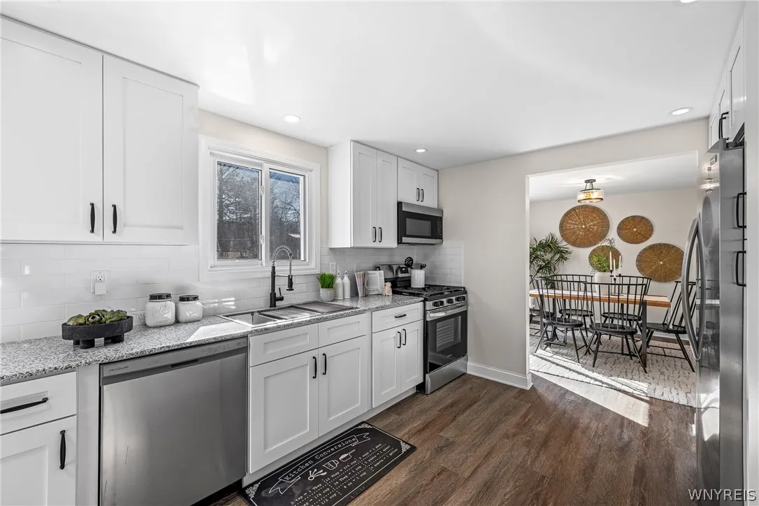 3925 Sharondale Drive, Hamburg, New York 14075, Hamburg, New York 14075, 4 Bedrooms Bedrooms, 9 Rooms Rooms,1 BathroomBathrooms,Residential,For Sale,3925 Sharondale Drive, Hamburg, New York 14075,0,B1665123