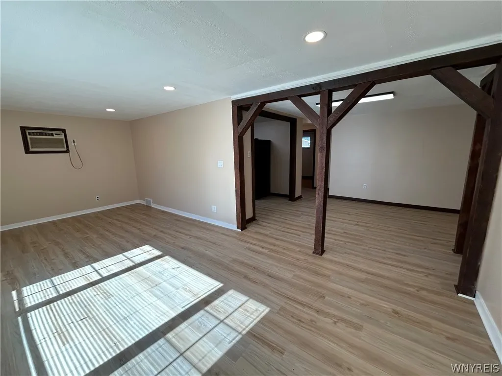 128 Bannard Avenue, Tonawanda, New York 14150, Tonawanda, New York 14150, 2 Bedrooms Bedrooms, 5 Rooms Rooms,1 BathroomBathrooms,Residential Lease,For Rent,128 Bannard Avenue, Tonawanda, New York 14150,0,B1665129