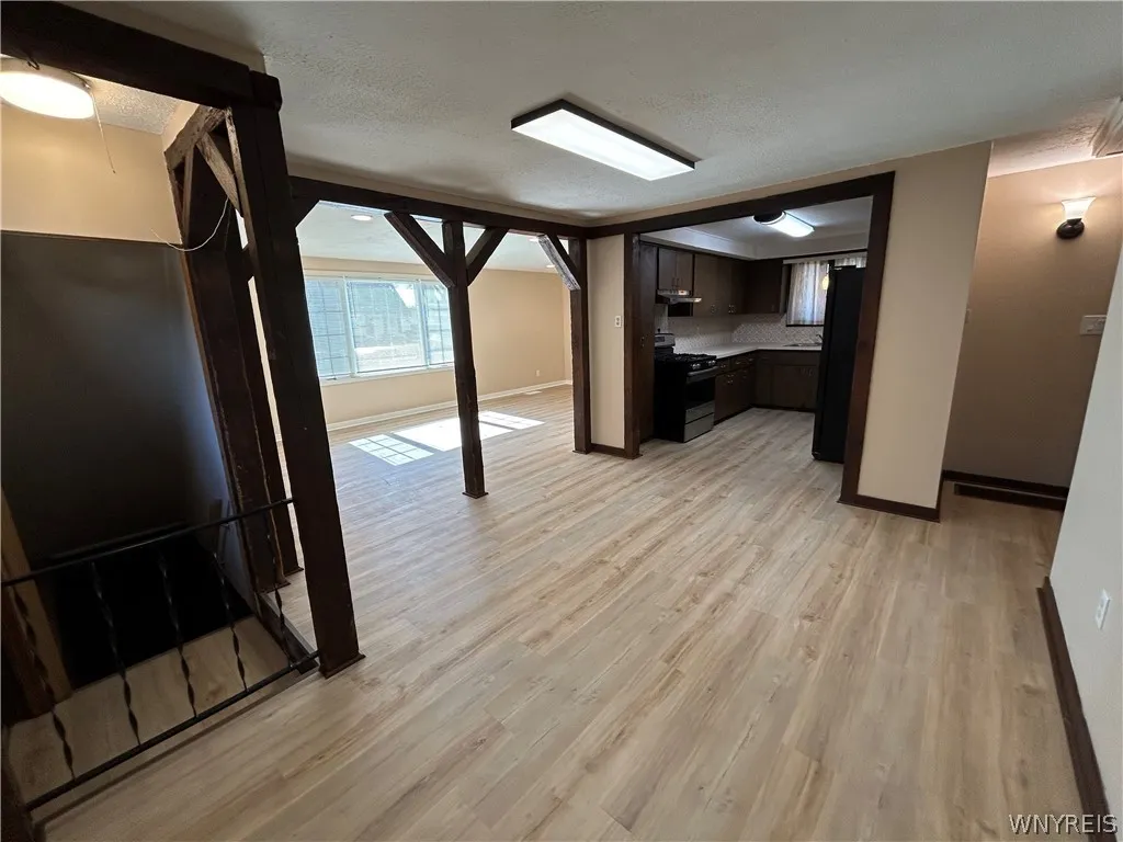 128 Bannard Avenue, Tonawanda, New York 14150, Tonawanda, New York 14150, 2 Bedrooms Bedrooms, 5 Rooms Rooms,1 BathroomBathrooms,Residential Lease,For Rent,128 Bannard Avenue, Tonawanda, New York 14150,0,B1665129