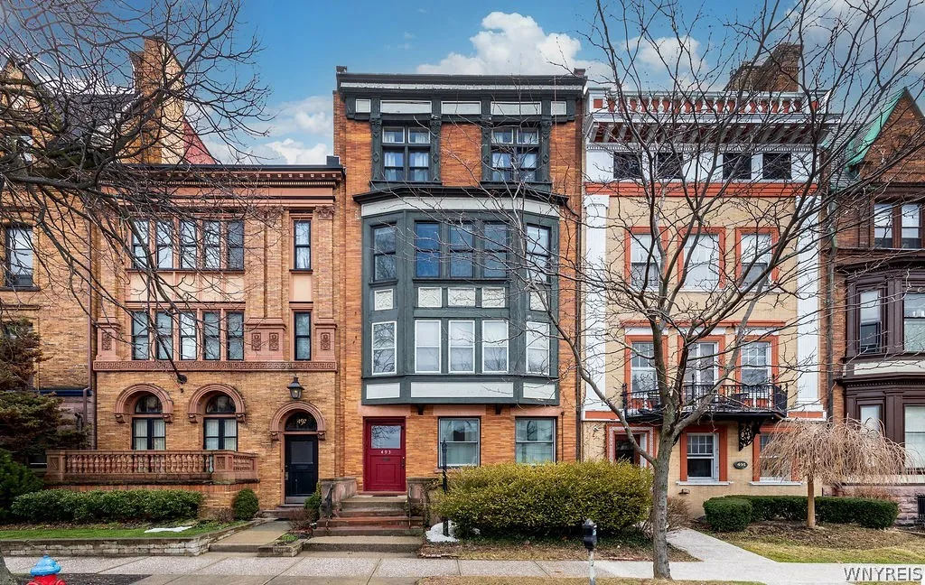 493 Delaware Avenue, Buffalo, New York 14202, Buffalo, New York 14202, 1 Bedroom Bedrooms, 2 Rooms Rooms,1 BathroomBathrooms,Residential Lease,For Rent,493 Delaware Avenue, Buffalo, New York 14202,0,B1664599