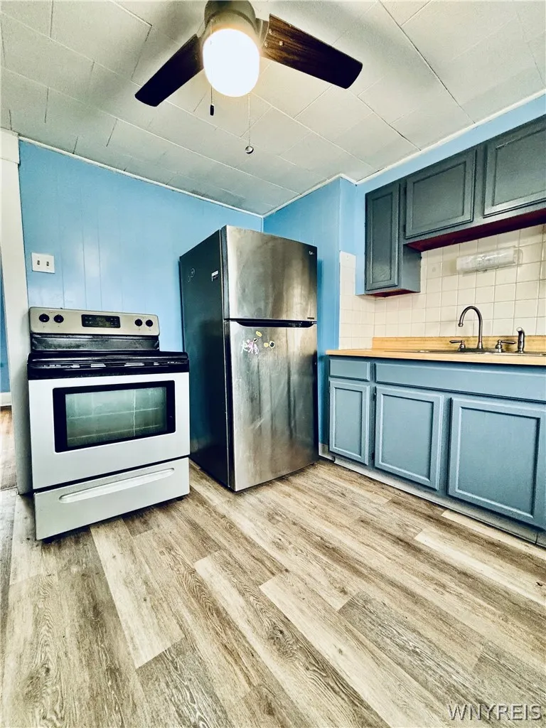 354 Shepard Avenue 2, Tonawanda, New York 14217, Tonawanda, New York 14217, 2 Bedrooms Bedrooms, 5 Rooms Rooms,1 BathroomBathrooms,Residential Lease,Closed,354 Shepard Avenue 2, Tonawanda, New York 14217,0,B1665137