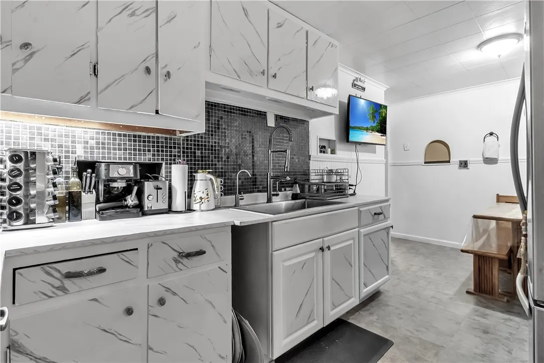 55 Remoleno Street, Buffalo, New York 14220, Buffalo, New York 14220, 3 Bedrooms Bedrooms, 6 Rooms Rooms,1 BathroomBathrooms,Residential,For Sale,55 Remoleno Street, Buffalo, New York 14220,0,R1662438