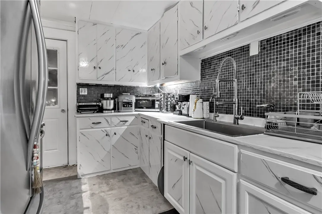 55 Remoleno Street, Buffalo, New York 14220, Buffalo, New York 14220, 3 Bedrooms Bedrooms, 6 Rooms Rooms,1 BathroomBathrooms,Residential,For Sale,55 Remoleno Street, Buffalo, New York 14220,0,R1662438
