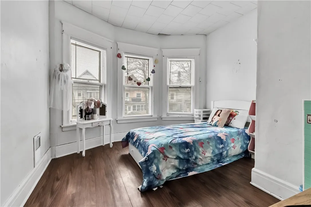 55 Remoleno Street, Buffalo, New York 14220, Buffalo, New York 14220, 3 Bedrooms Bedrooms, 6 Rooms Rooms,1 BathroomBathrooms,Residential,For Sale,55 Remoleno Street, Buffalo, New York 14220,0,R1662438