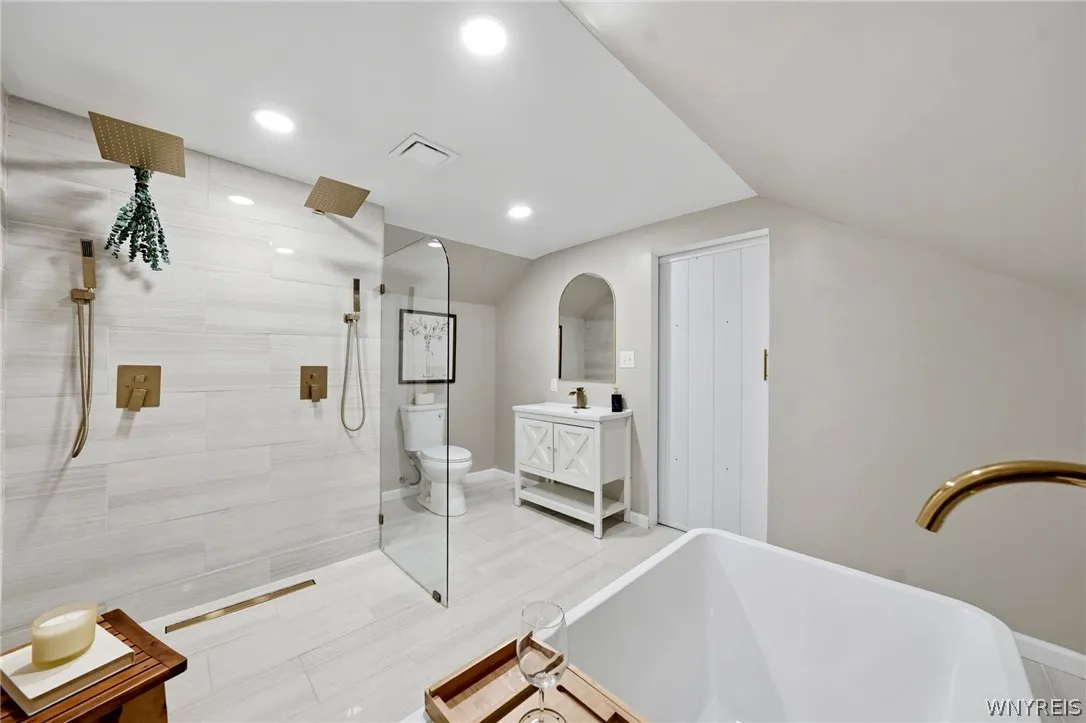 4727 North Bailey Avenue, Amherst, New York 14226, Amherst, New York 14226, 3 Bedrooms Bedrooms, 6 Rooms Rooms,2 BathroomsBathrooms,Residential,For Sale,4727 North Bailey Avenue, Amherst, New York 14226,0,B1665490