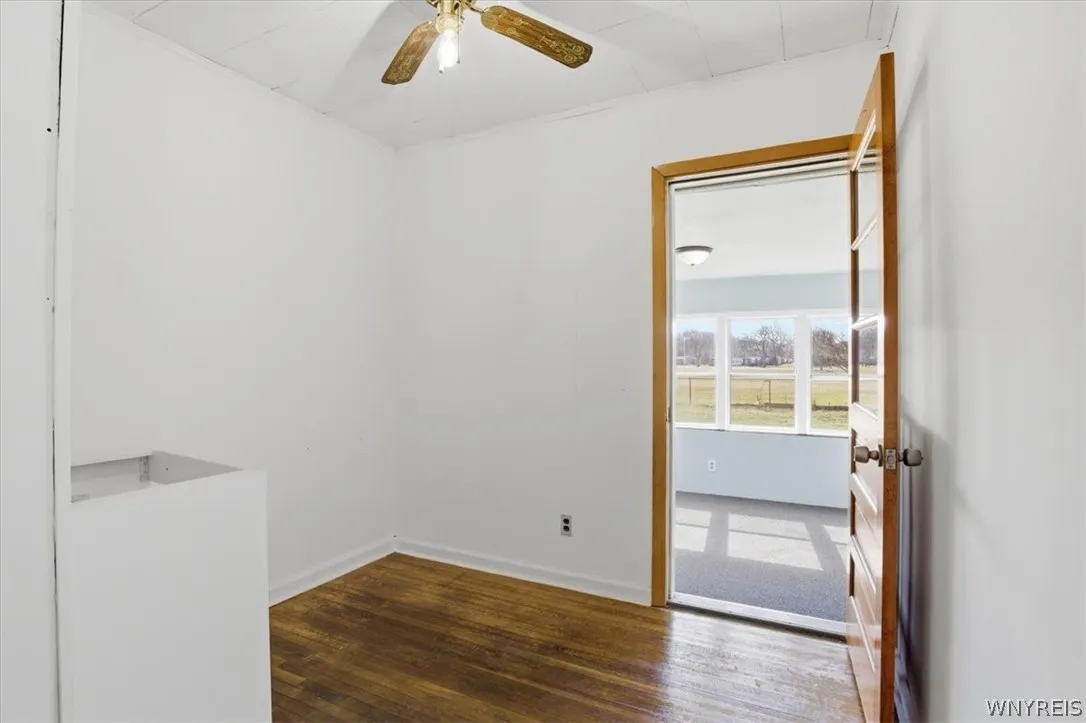 647 Christiana Street, North Tonawanda, New York 1, North Tonawanda, New York 14120, 4 Bedrooms Bedrooms, 11 Rooms Rooms,1 BathroomBathrooms,Residential,For Sale,647 Christiana Street, North Tonawanda, New York 1,0,B1665592