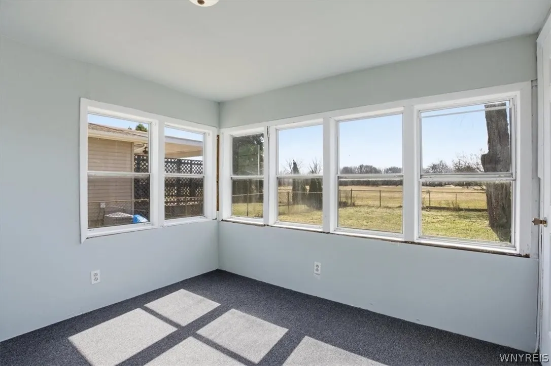 647 Christiana Street, North Tonawanda, New York 1, North Tonawanda, New York 14120, 4 Bedrooms Bedrooms, 11 Rooms Rooms,1 BathroomBathrooms,Residential,For Sale,647 Christiana Street, North Tonawanda, New York 1,0,B1665592