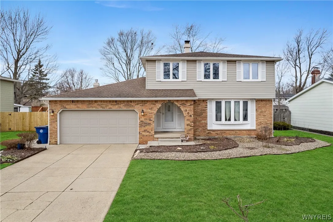 306 Sagewood, Amherst, New York 14221, Amherst, New York 14221, 4 Bedrooms Bedrooms, 8 Rooms Rooms,1 BathroomBathrooms,Residential,For Sale,306 Sagewood, Amherst, New York 14221,0,B1665671
