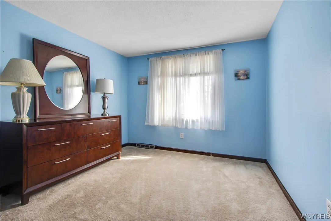 306 Sagewood, Amherst, New York 14221, Amherst, New York 14221, 4 Bedrooms Bedrooms, 8 Rooms Rooms,1 BathroomBathrooms,Residential,For Sale,306 Sagewood, Amherst, New York 14221,0,B1665671