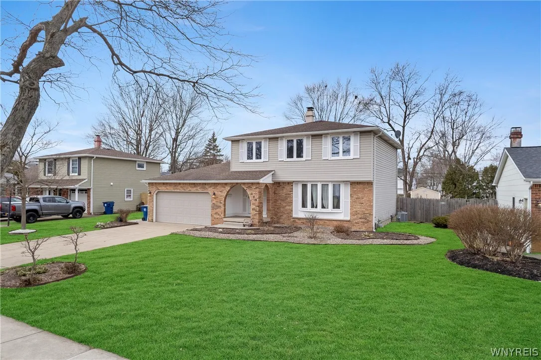 306 Sagewood, Amherst, New York 14221, Amherst, New York 14221, 4 Bedrooms Bedrooms, 8 Rooms Rooms,1 BathroomBathrooms,Residential,For Sale,306 Sagewood, Amherst, New York 14221,0,B1665671