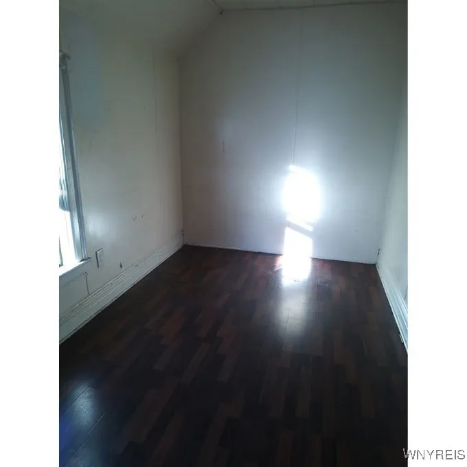 81 Thompson Street, Buffalo, New York 14207, Buffalo, New York 14207, 4 Bedrooms Bedrooms, 4 Rooms Rooms,1 BathroomBathrooms,Residential,For Sale,81 Thompson Street, Buffalo, New York 14207,0,B1660621