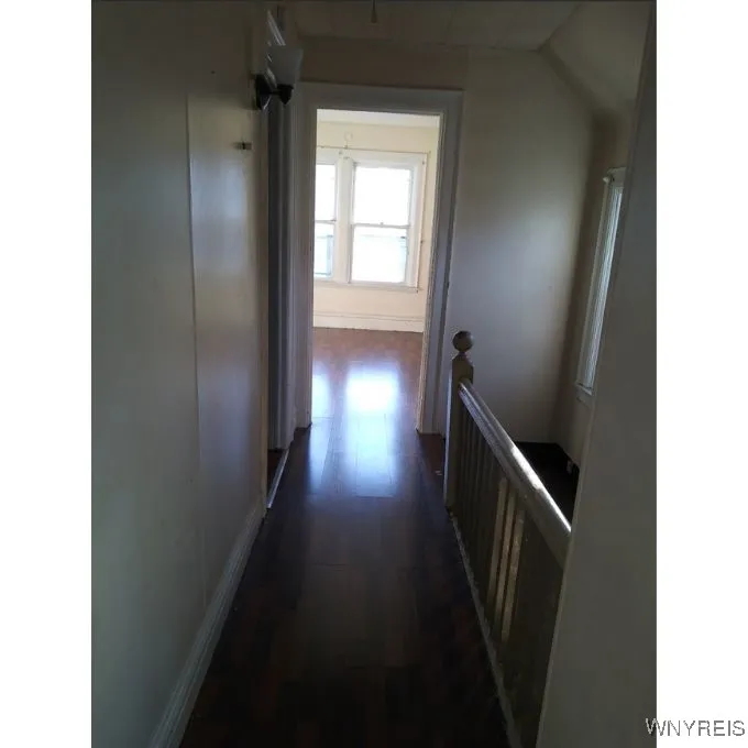 81 Thompson Street, Buffalo, New York 14207, Buffalo, New York 14207, 4 Bedrooms Bedrooms, 4 Rooms Rooms,1 BathroomBathrooms,Residential,For Sale,81 Thompson Street, Buffalo, New York 14207,0,B1660621