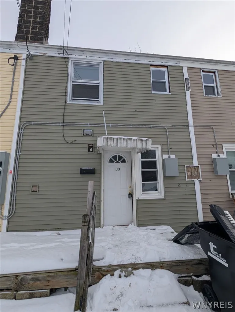 37 Lardner Court 31, Tonawanda, New York 14150, Tonawanda, New York 14150, 8 Bedrooms Bedrooms, ,4 BathroomsBathrooms,Residential,For Sale,37 Lardner Court 31, Tonawanda, New York 14150,0,B1665528