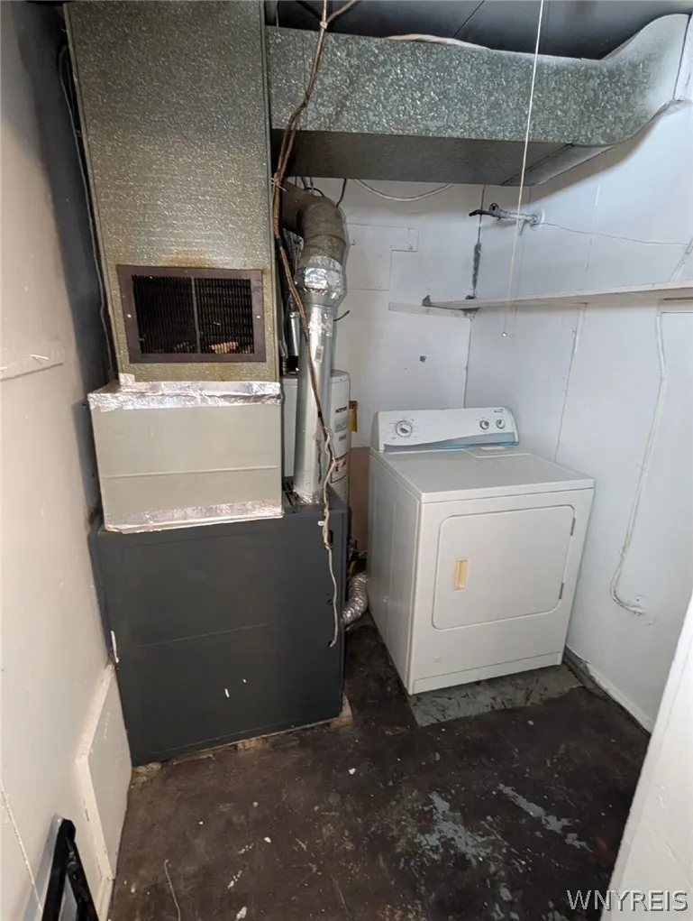 37 Lardner Court 31, Tonawanda, New York 14150, Tonawanda, New York 14150, 8 Bedrooms Bedrooms, ,4 BathroomsBathrooms,Residential,For Sale,37 Lardner Court 31, Tonawanda, New York 14150,0,B1665528