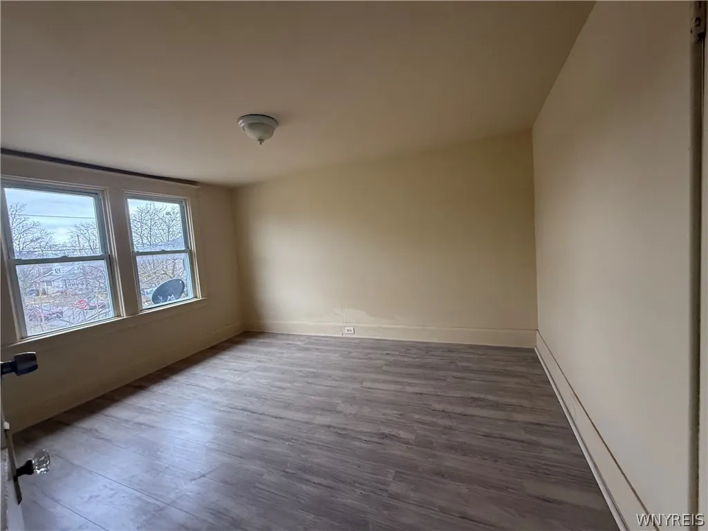 496 East Amherst Street N, Buffalo, New York 14215, Buffalo, New York 14215, 3 Bedrooms Bedrooms, 9 Rooms Rooms,1 BathroomBathrooms,Residential,For Sale,496 East Amherst Street N, Buffalo, New York 14215,0,B1665825