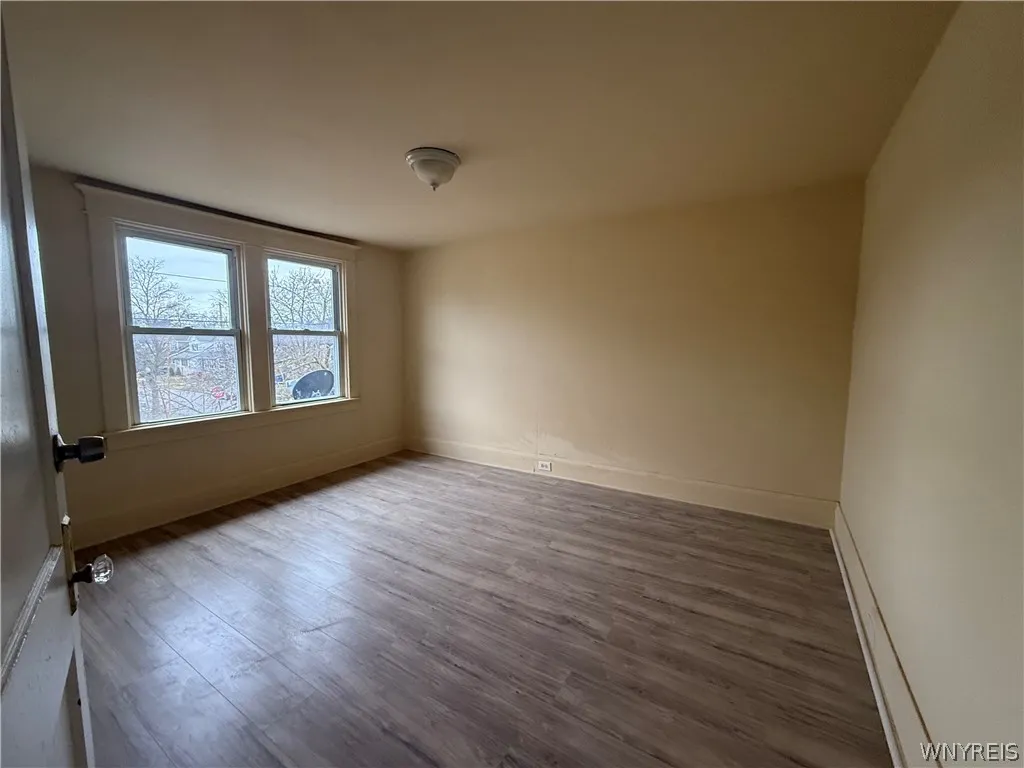 496 East Amherst Street N, Buffalo, New York 14215, Buffalo, New York 14215, 3 Bedrooms Bedrooms, 9 Rooms Rooms,1 BathroomBathrooms,Residential,For Sale,496 East Amherst Street N, Buffalo, New York 14215,0,B1665825