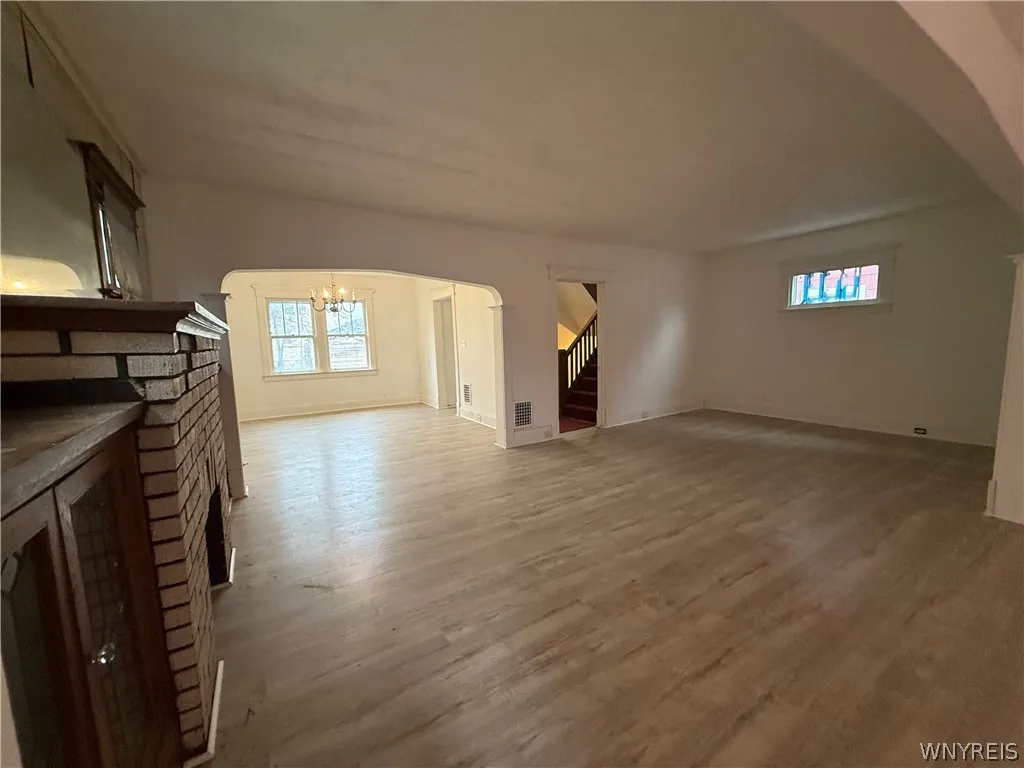 496 East Amherst Street N, Buffalo, New York 14215, Buffalo, New York 14215, 3 Bedrooms Bedrooms, 9 Rooms Rooms,1 BathroomBathrooms,Residential,For Sale,496 East Amherst Street N, Buffalo, New York 14215,0,B1665825