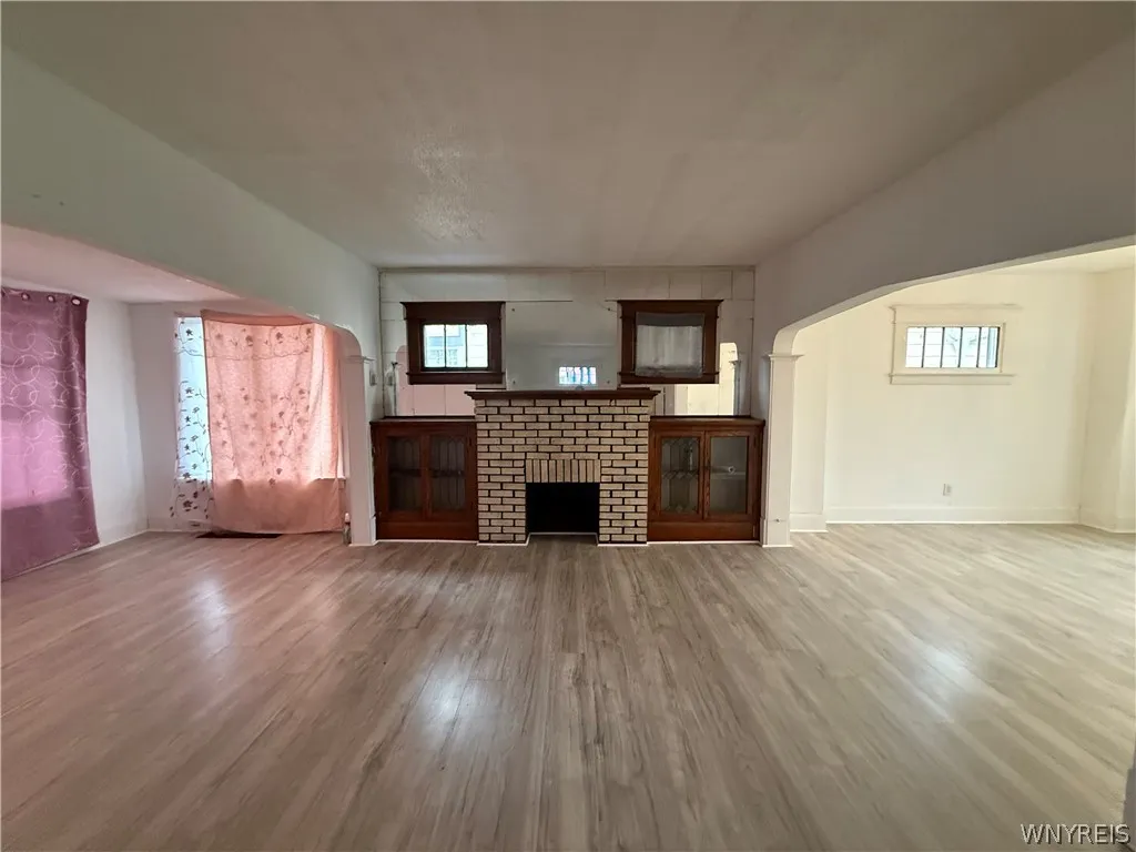 496 East Amherst Street N, Buffalo, New York 14215, Buffalo, New York 14215, 3 Bedrooms Bedrooms, 9 Rooms Rooms,1 BathroomBathrooms,Residential,For Sale,496 East Amherst Street N, Buffalo, New York 14215,0,B1665825