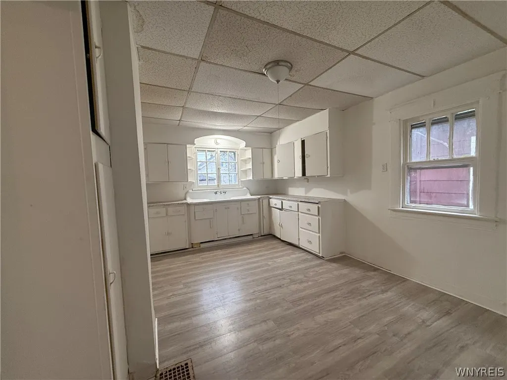 496 East Amherst Street N, Buffalo, New York 14215, Buffalo, New York 14215, 3 Bedrooms Bedrooms, 9 Rooms Rooms,1 BathroomBathrooms,Residential,For Sale,496 East Amherst Street N, Buffalo, New York 14215,0,B1665825