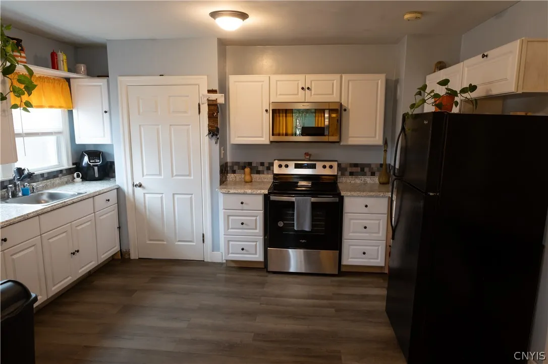 2800 State Route 49, West Monroe, New York 13167, West Monroe, New York 13167, 3 Bedrooms Bedrooms, 6 Rooms Rooms,1 BathroomBathrooms,Residential Lease,For Rent,2800 State Route 49, West Monroe, New York 13167,0,S1665598