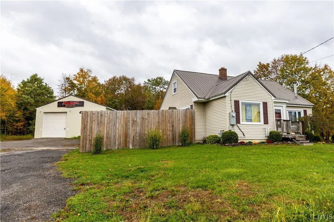 2800 State Route 49, West Monroe, New York 13167, West Monroe, New York 13167, 3 Bedrooms Bedrooms, 6 Rooms Rooms,1 BathroomBathrooms,Residential Lease,For Rent,2800 State Route 49, West Monroe, New York 13167,0,S1665598