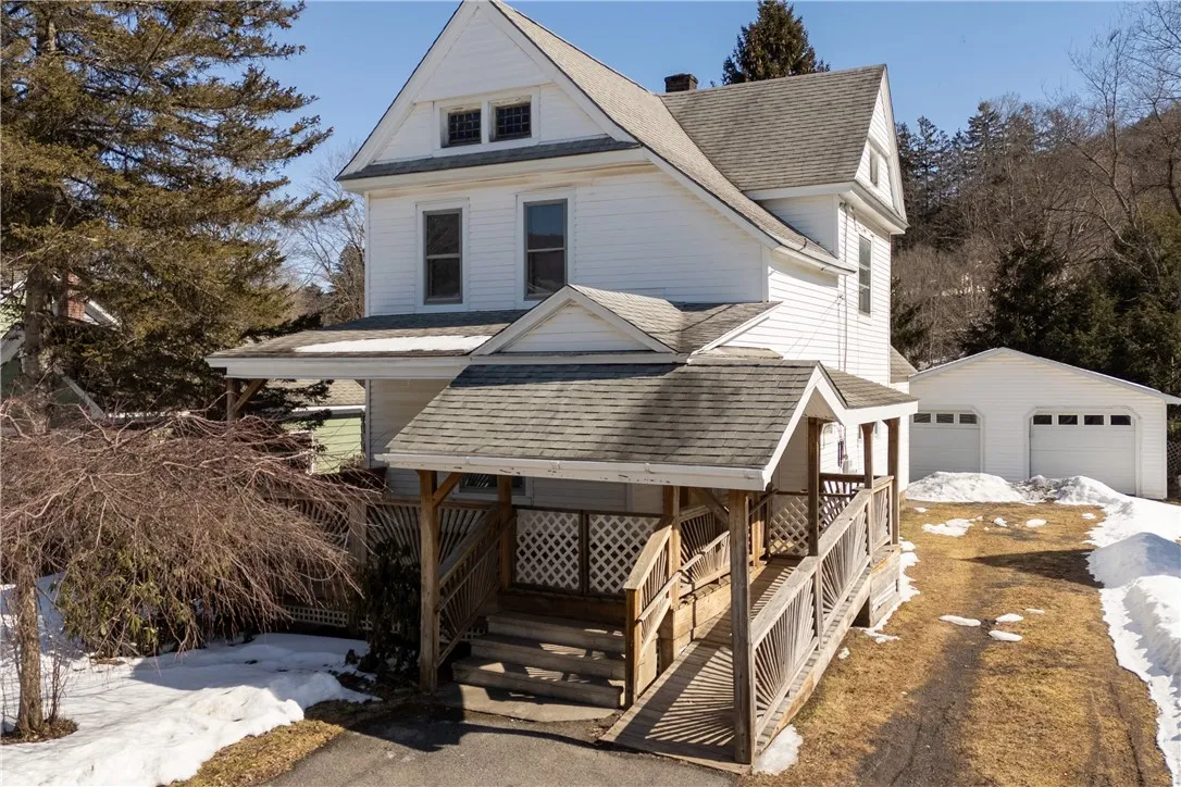 94 Griswold Street, Walton, New York 13856, Walton, New York 13856, 4 Bedrooms Bedrooms, 10 Rooms Rooms,2 BathroomsBathrooms,Residential,For Sale,94 Griswold Street, Walton, New York 13856,0,R1665836