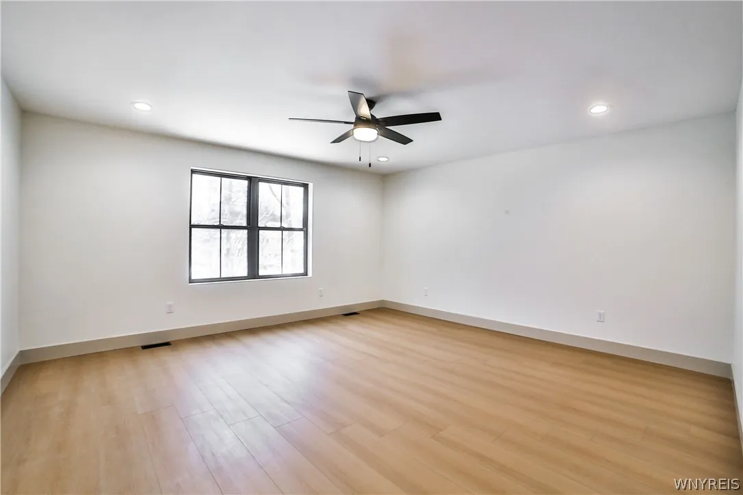 4183 Connection Drive, Clarence, New York 14221, Clarence, New York 14221, 3 Bedrooms Bedrooms, 11 Rooms Rooms,2 BathroomsBathrooms,Residential,Closed,4183 Connection Drive, Clarence, New York 14221,0,B1665853