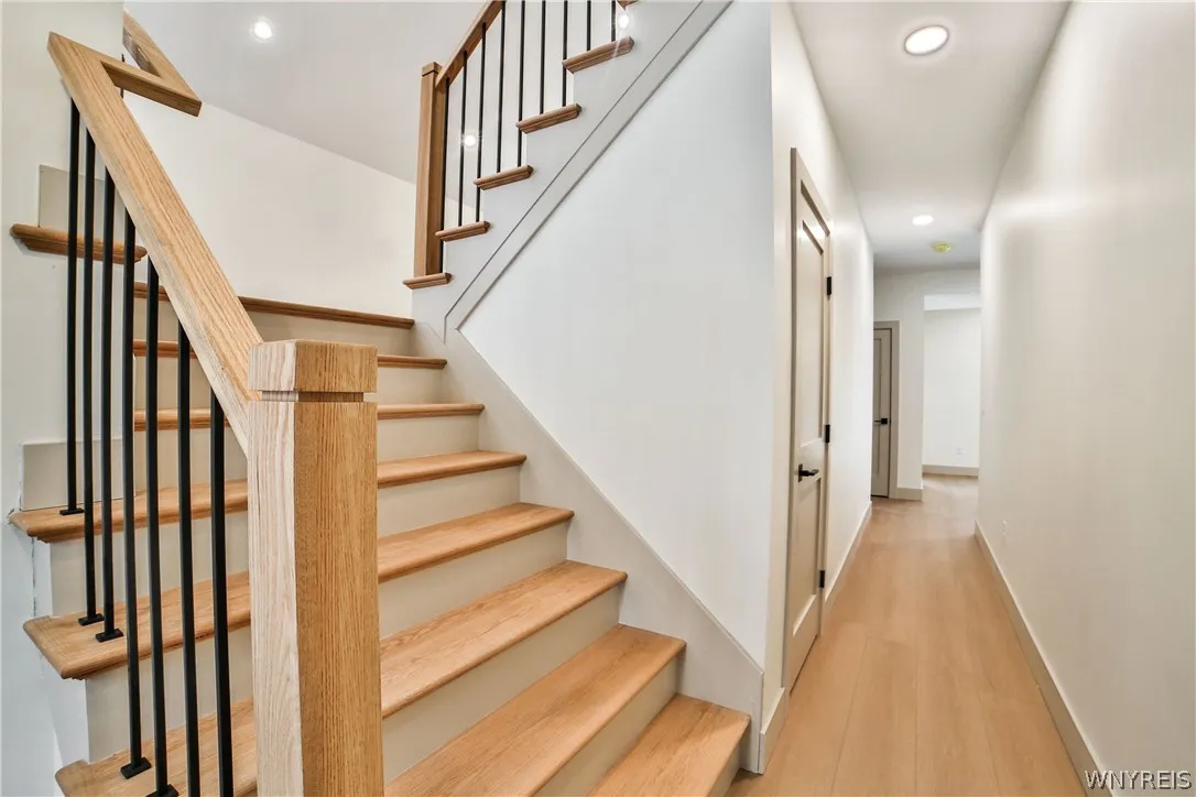 4183 Connection Drive, Clarence, New York 14221, Clarence, New York 14221, 3 Bedrooms Bedrooms, 11 Rooms Rooms,2 BathroomsBathrooms,Residential,Closed,4183 Connection Drive, Clarence, New York 14221,0,B1665853