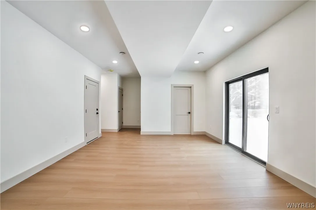 4183 Connection Drive, Clarence, New York 14221, Clarence, New York 14221, 3 Bedrooms Bedrooms, 11 Rooms Rooms,2 BathroomsBathrooms,Residential,Closed,4183 Connection Drive, Clarence, New York 14221,0,B1665853