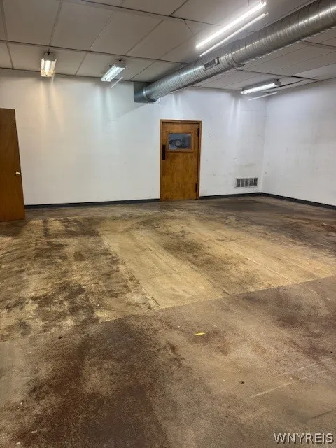 5727 South Park, Hamburg, New York 14075, Hamburg, New York 14075, ,Commercial Lease,For Rent,5727 South Park, Hamburg, New York 14075,0,B1665971