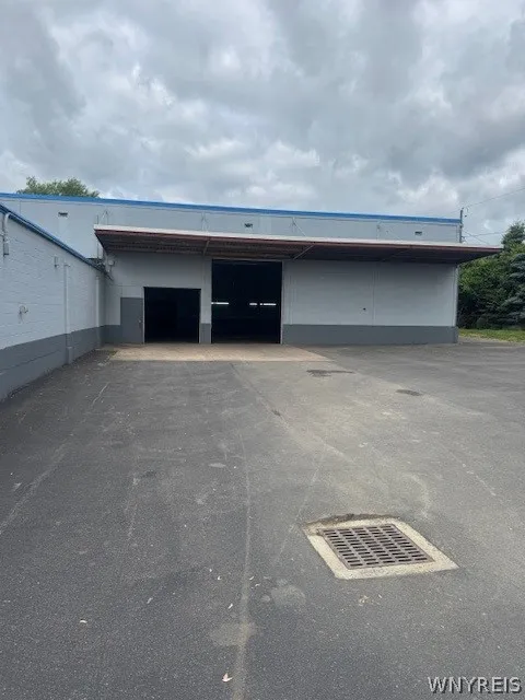 5727 South Park, Hamburg, New York 14075, Hamburg, New York 14075, ,Commercial Lease,For Rent,5727 South Park, Hamburg, New York 14075,0,B1665971