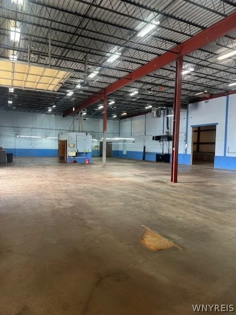 5727 South Park, Hamburg, New York 14075, Hamburg, New York 14075, ,Commercial Lease,For Rent,5727 South Park, Hamburg, New York 14075,0,B1665971