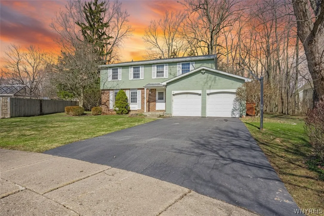 63 Sovereign Court, Amherst, New York 14068, Amherst, New York 14068, 4 Bedrooms Bedrooms, 6 Rooms Rooms,2 BathroomsBathrooms,Residential,Closed,63 Sovereign Court, Amherst, New York 14068,0,B1665827