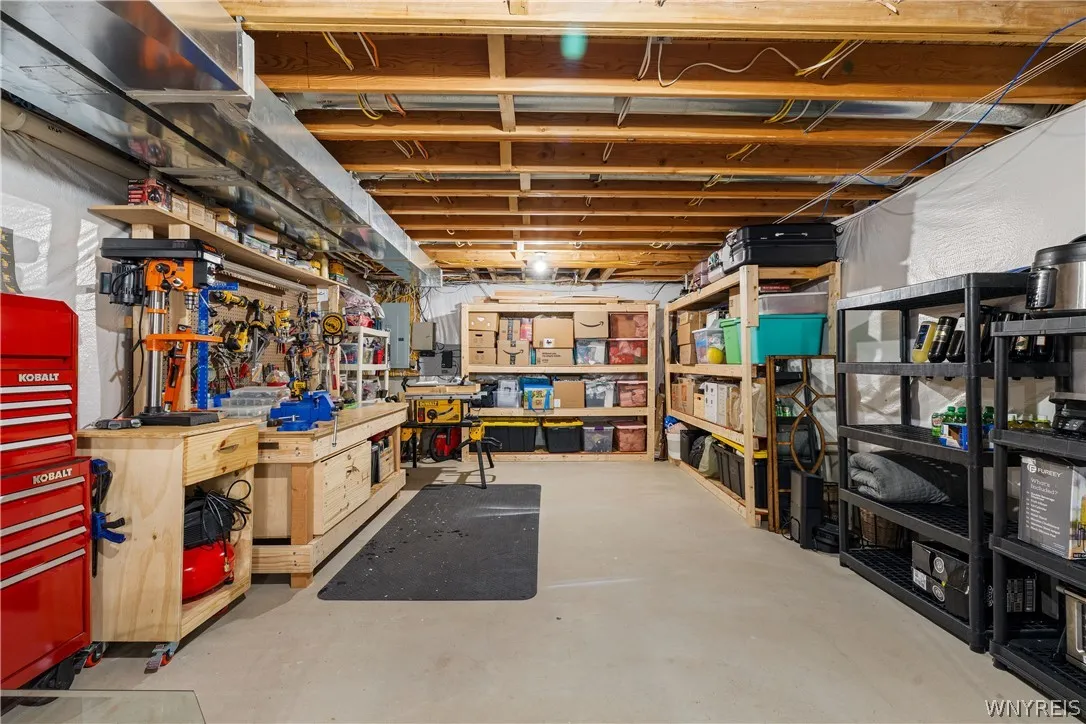 Additional Storage in Basement w/ Possibilities