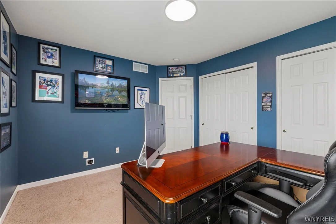 2360 Agassiz Drive, Hamburg, New York 14085, Hamburg, New York 14085, 3 Bedrooms Bedrooms, 11 Rooms Rooms,2 BathroomsBathrooms,Residential,For Sale,2360 Agassiz Drive, Hamburg, New York 14085,0,B1665866