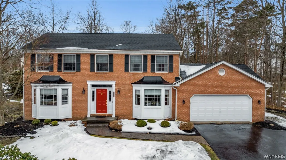 185 Independence Drive, Orchard Park, New York 141, Orchard Park, New York 14127, 4 Bedrooms Bedrooms, 8 Rooms Rooms,2 BathroomsBathrooms,Residential,For Sale,185 Independence Drive, Orchard Park, New York 141,0,B1664999