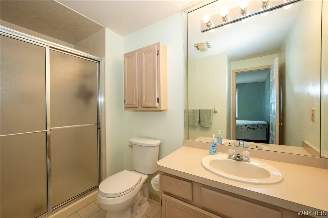 950 Hopkins Rd. A, Amherst, New York 14221, Amherst, New York 14221, 2 Bedrooms Bedrooms, 5 Rooms Rooms,2 BathroomsBathrooms,Residential,For Sale,950 Hopkins Rd. A, Amherst, New York 14221,0,B1665664