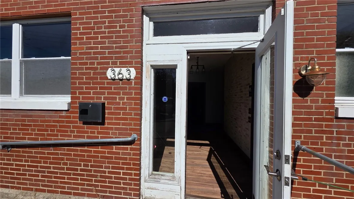 363 E Market St Ext, Corning City, New York 14830, Corning City, New York 14830, ,Commercial Lease,For Rent,363 E Market St Ext, Corning City, New York 14830,0,R1666163