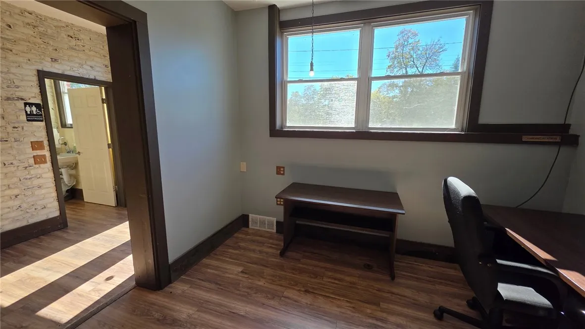363 E Market St Ext, Corning City, New York 14830, Corning City, New York 14830, ,Commercial Lease,For Rent,363 E Market St Ext, Corning City, New York 14830,0,R1666163