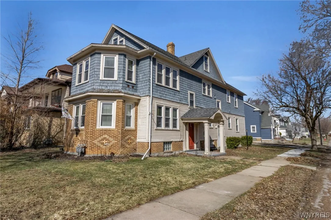 1088 Parkside Avenue, Buffalo, New York 14214, Buffalo, New York 14214, 6 Bedrooms Bedrooms, ,2 BathroomsBathrooms,Residential,Closed,1088 Parkside Avenue, Buffalo, New York 14214,0,B1665068