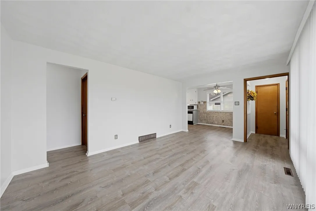 7383 Saint Joseph Road, Niagara, New York 14304, Niagara, New York 14304, 3 Bedrooms Bedrooms, 6 Rooms Rooms,1 BathroomBathrooms,Residential,Closed,7383 Saint Joseph Road, Niagara, New York 14304,0,B1665988