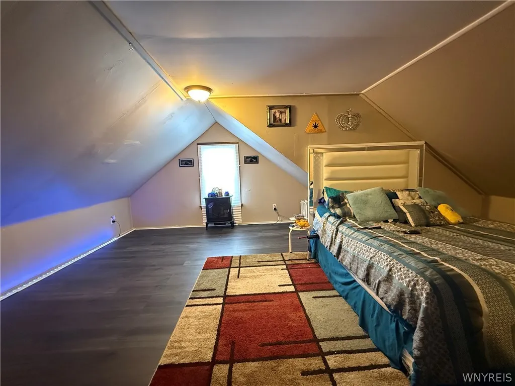 124 Newfield Street, Buffalo, New York 14207, Buffalo, New York 14207, 4 Bedrooms Bedrooms, 7 Rooms Rooms,1 BathroomBathrooms,Residential,For Sale,124 Newfield Street, Buffalo, New York 14207,0,B1664104