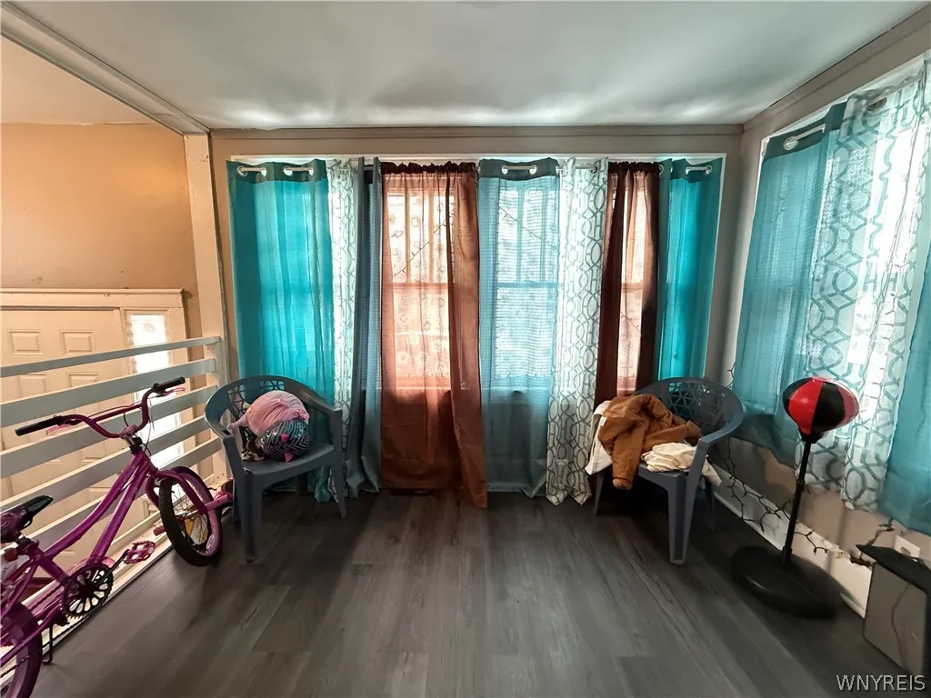 124 Newfield Street, Buffalo, New York 14207, Buffalo, New York 14207, 4 Bedrooms Bedrooms, 7 Rooms Rooms,1 BathroomBathrooms,Residential,For Sale,124 Newfield Street, Buffalo, New York 14207,0,B1664104