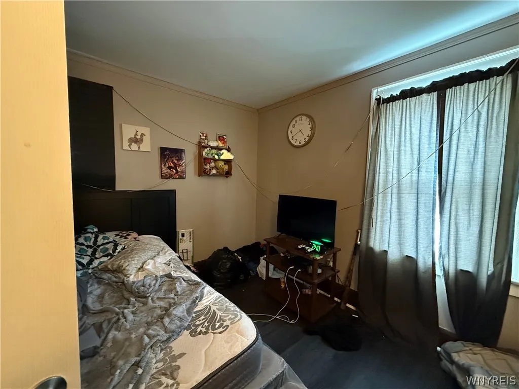 124 Newfield Street, Buffalo, New York 14207, Buffalo, New York 14207, 4 Bedrooms Bedrooms, 7 Rooms Rooms,1 BathroomBathrooms,Residential,For Sale,124 Newfield Street, Buffalo, New York 14207,0,B1664104