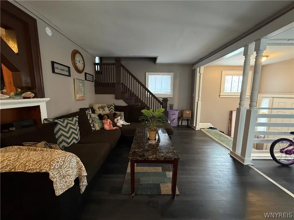 124 Newfield Street, Buffalo, New York 14207, Buffalo, New York 14207, 4 Bedrooms Bedrooms, 7 Rooms Rooms,1 BathroomBathrooms,Residential,For Sale,124 Newfield Street, Buffalo, New York 14207,0,B1664104