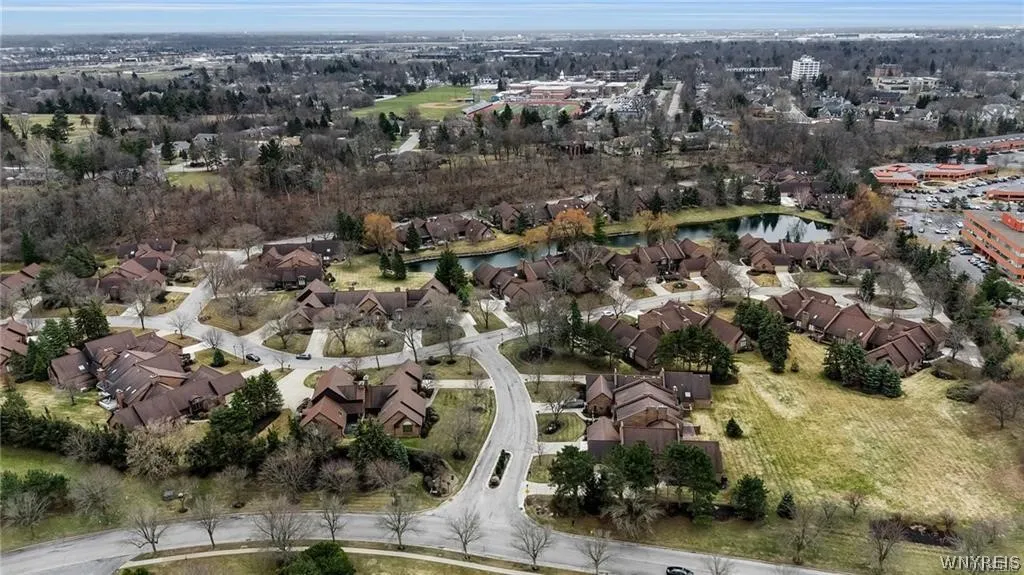 61 Hidden Ridge, Amherst, New York 14221, Amherst, New York 14221, 3 Bedrooms Bedrooms, 6 Rooms Rooms,2 BathroomsBathrooms,Residential,For Sale,61 Hidden Ridge, Amherst, New York 14221,0,B1666766