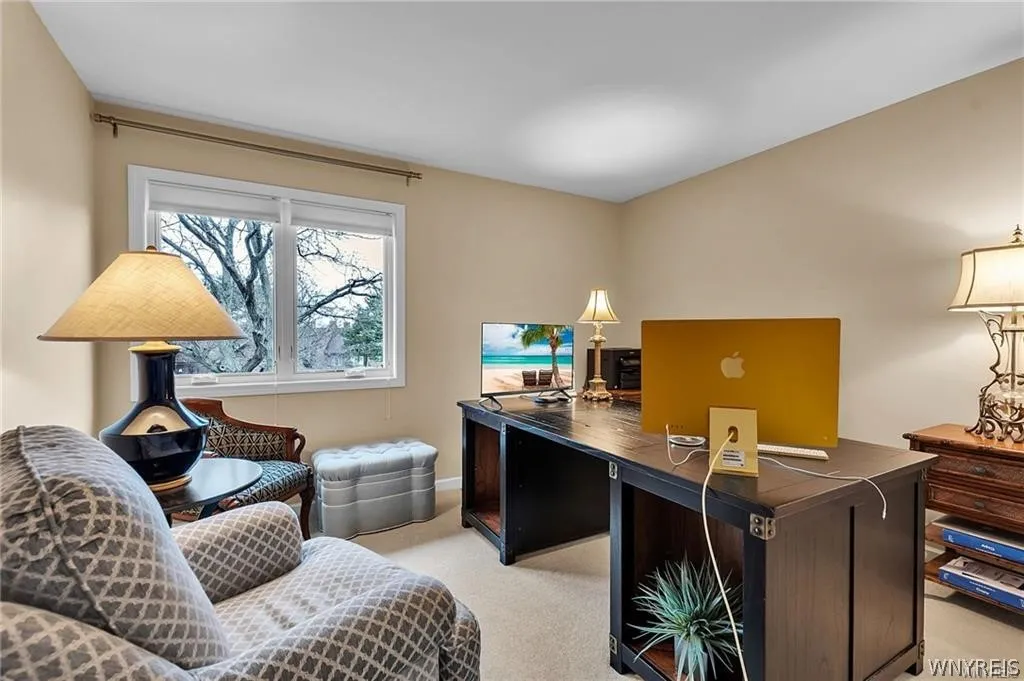 61 Hidden Ridge, Amherst, New York 14221, Amherst, New York 14221, 3 Bedrooms Bedrooms, 6 Rooms Rooms,2 BathroomsBathrooms,Residential,For Sale,61 Hidden Ridge, Amherst, New York 14221,0,B1666766